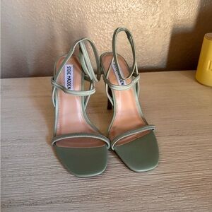 Steve Madden Green Heels